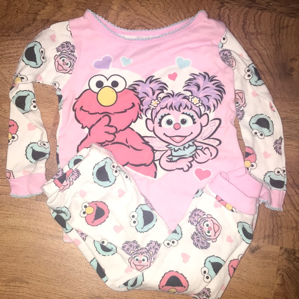 Sesame Street Toddler Girl Pajamas 18 months